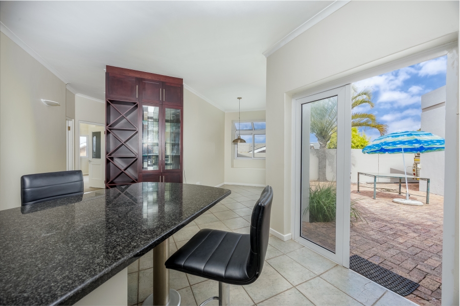 4 Bedroom Property for Sale in Aurora Western Cape